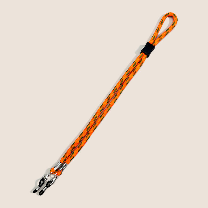 Adjustable Eyewear Retainer Bowlift