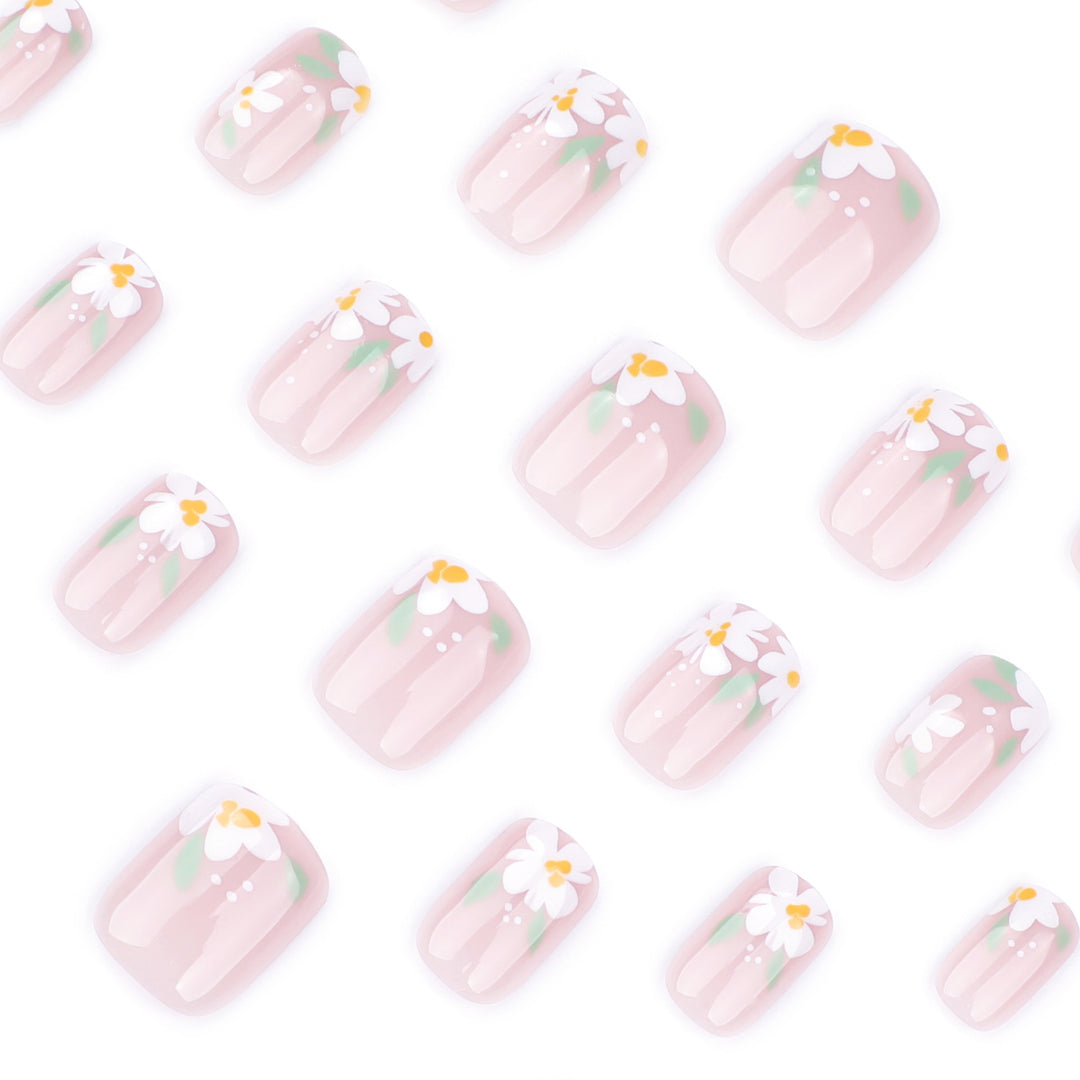 Artful Nail Art in Elegant Blossom Design Bowlift