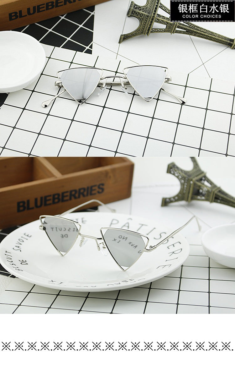 Ladies geometric sunglasses with elegant metal frame Bowlift