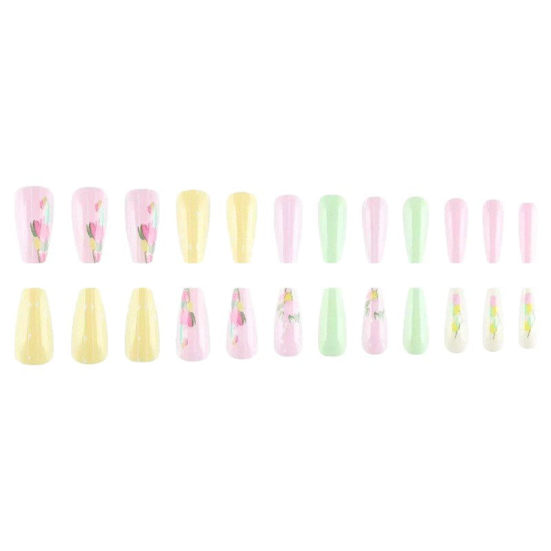 Creative artificial nails with spring-like floral designs Bowlift