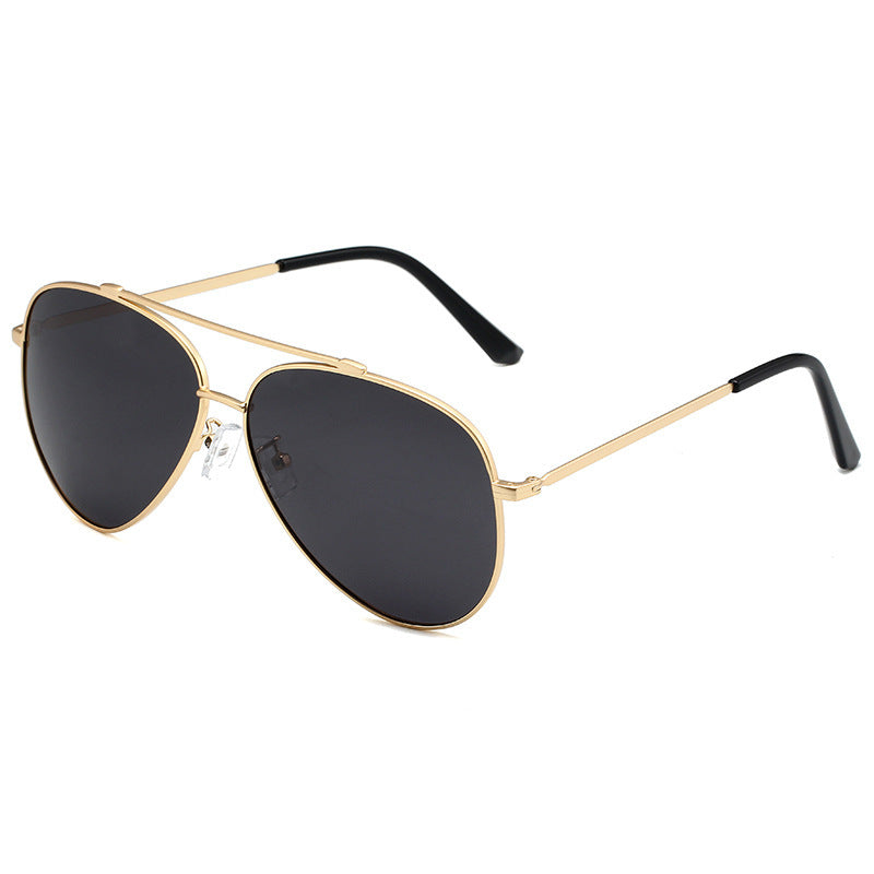 Fashionable Pilot Sunglasses Bowlift