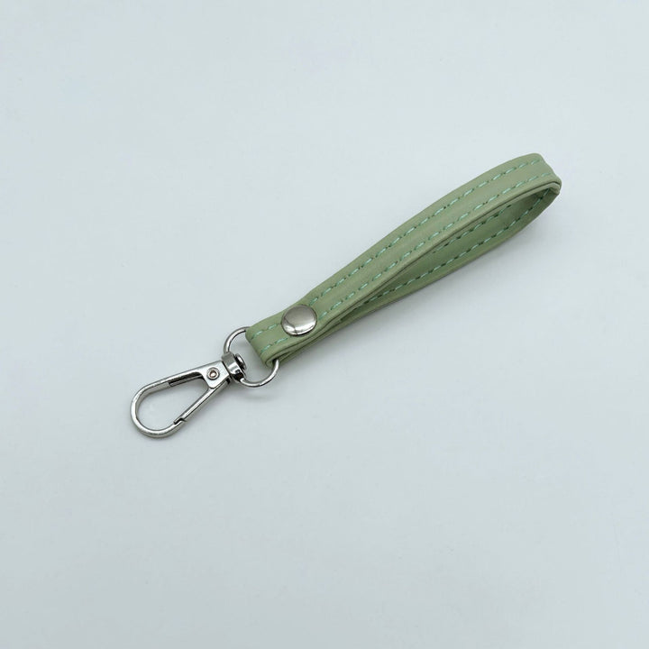 Classic Leather Keychain Bowlift