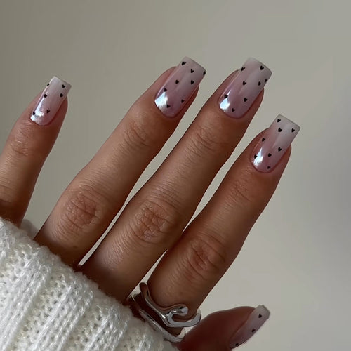 Artificial Nail Art with Heart Design Bowlift