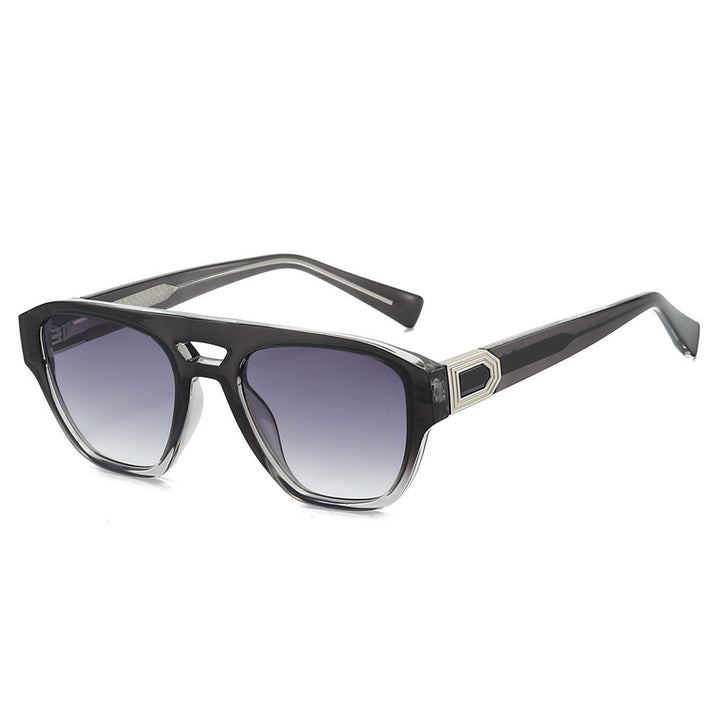 Ladies Designer Sunglasses with modern, angular frame and gradient Bowlift