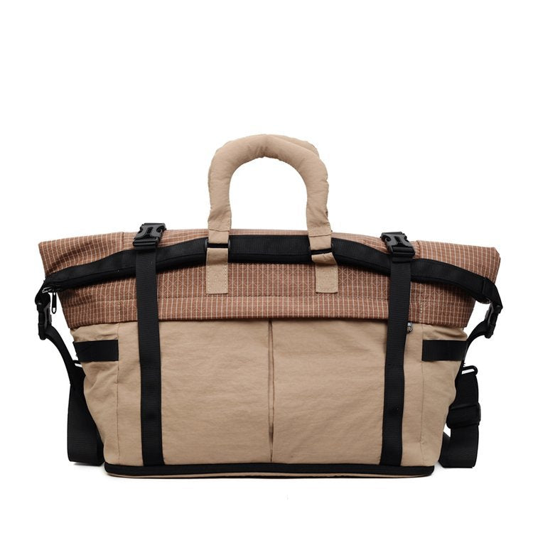 Sporty travel bag with multifunctional compartments Bowlift