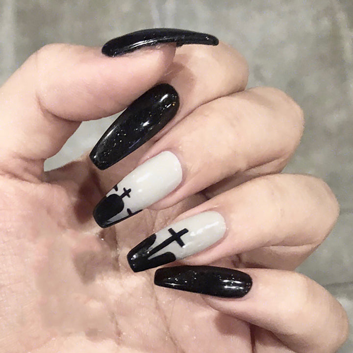 Artistic Stiletto Nail Art Set with Gothic Cross Design Bowlift