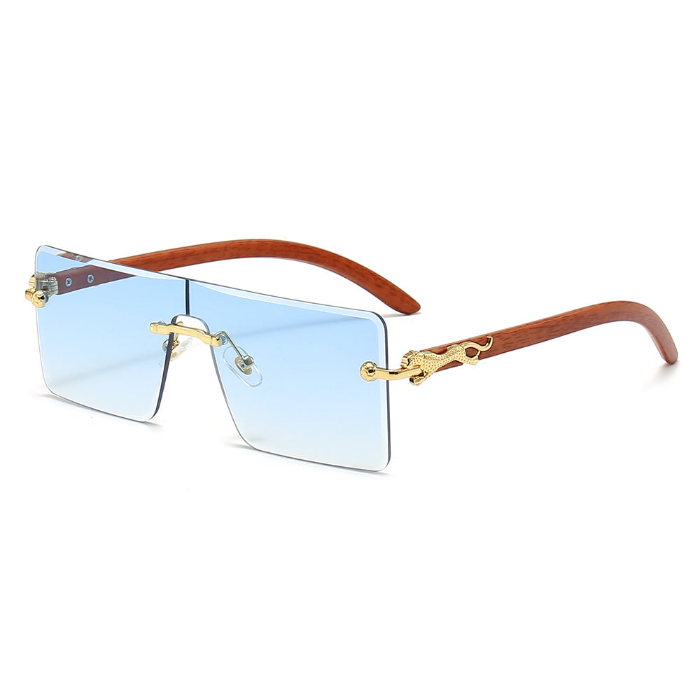 Women oversized fashionable sunglasses with luxurious wood and metal elements Bowlift