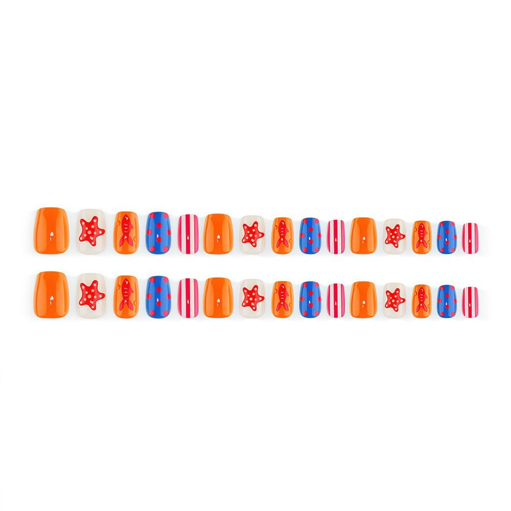 Creative artificial nails in maritime motif Bowlift