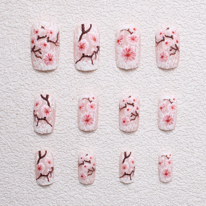 Floral Embellished Press-On Nail Art Bowlift