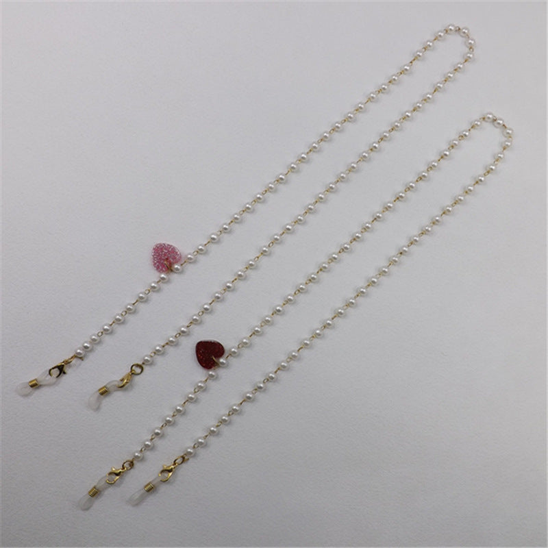 Pearl necklace with heart pendant Bowlift