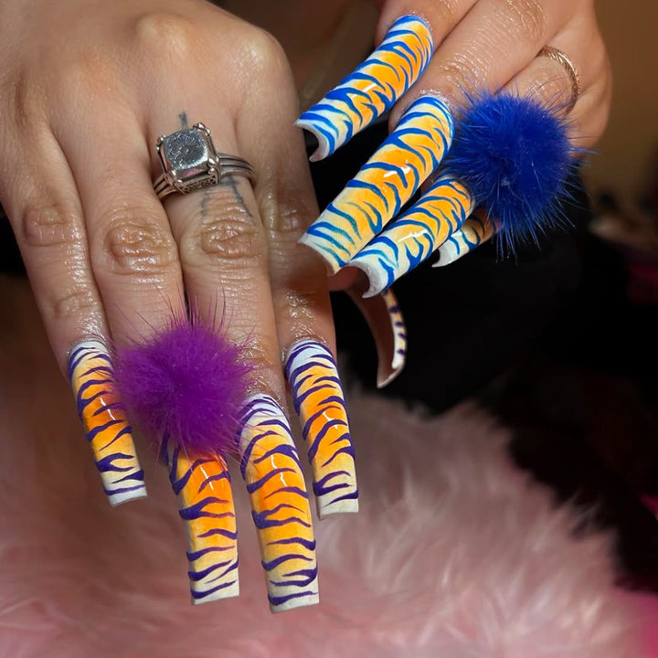 Artistic Tiger Print Press-On Nails Bowlift
