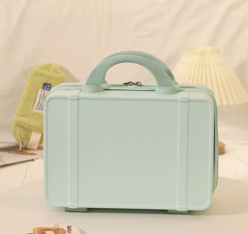hard-shell travel cosmetic case with double-zip closure top handle and protective feet Bowlift