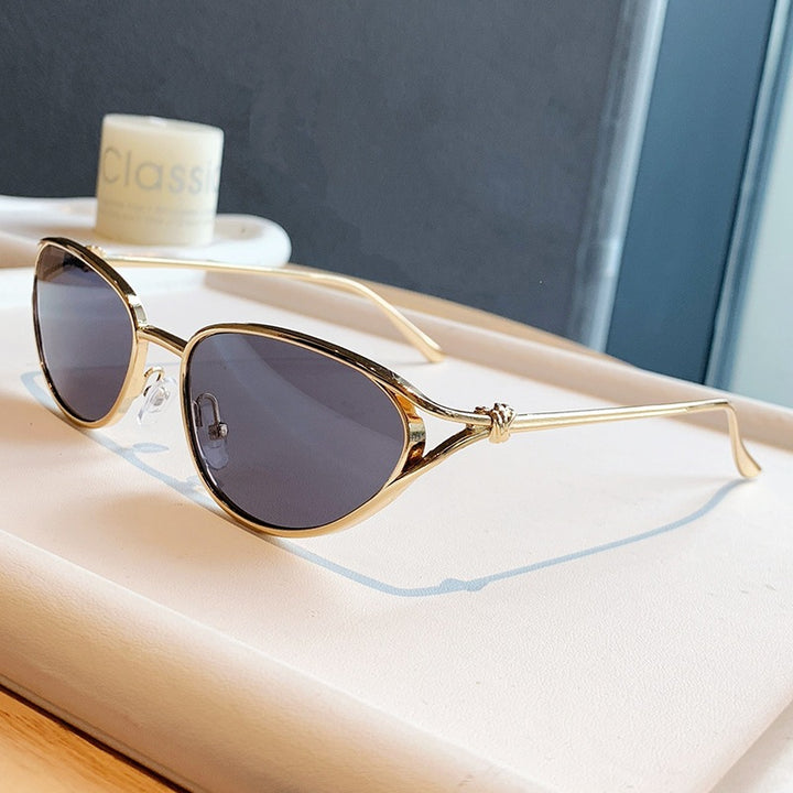 Women Cat-Eye Sunglasses with Elegant Golden Frame and Polarized Lenses Bowlift