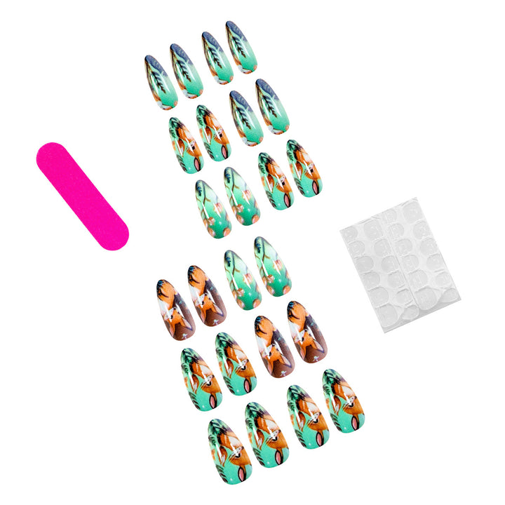 Artistic nail art in woodland animal motif Bowlift