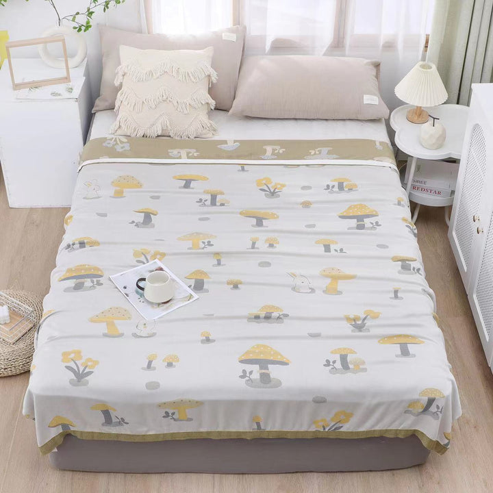 Ladies bedspread with playful nature motif Bowlift