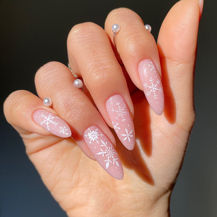 Frosted Snowflake Press-On Nail Set Bowlift