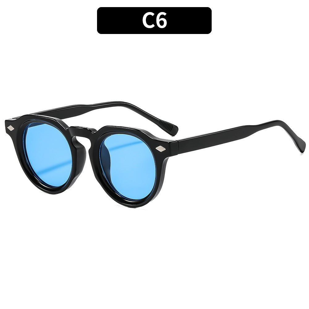 Stylish Statement Round Frame Sunglasses
