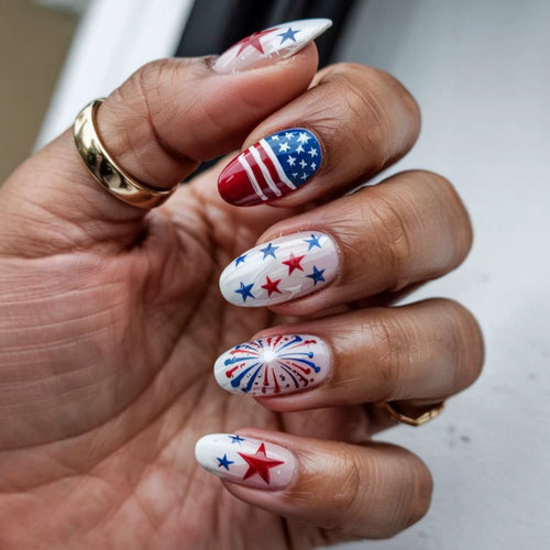 Art nails with patriotic designs Bowlift