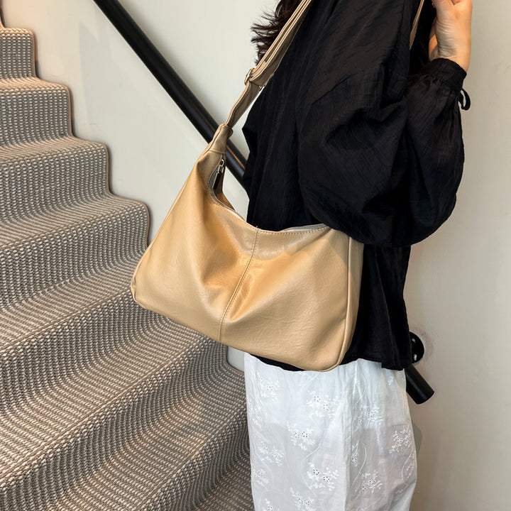 Versatile Structured Leather Shoulder Bag