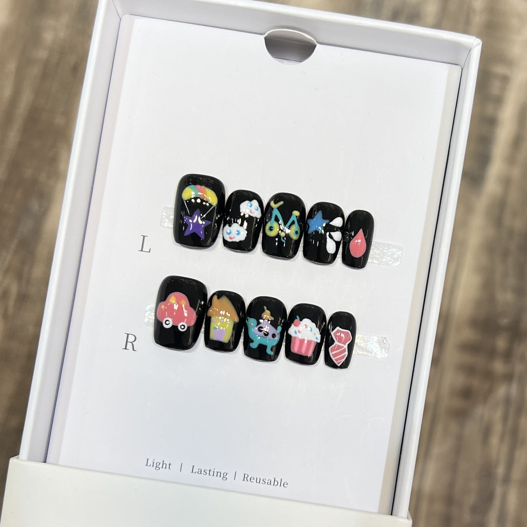 Whimsical Cartoon-Themed Press-On Nail Set Bowlift