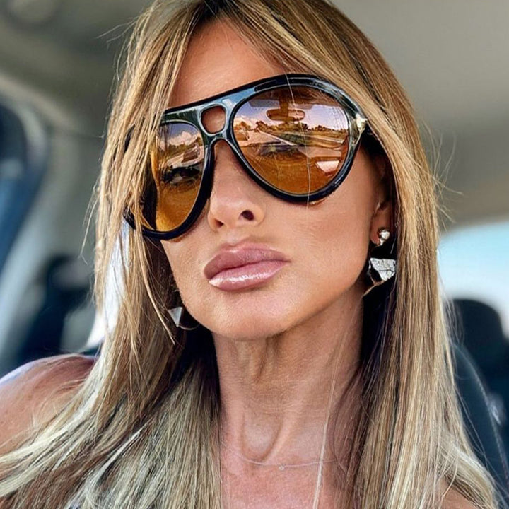 Women modern sunglasses with unique design Bowlift