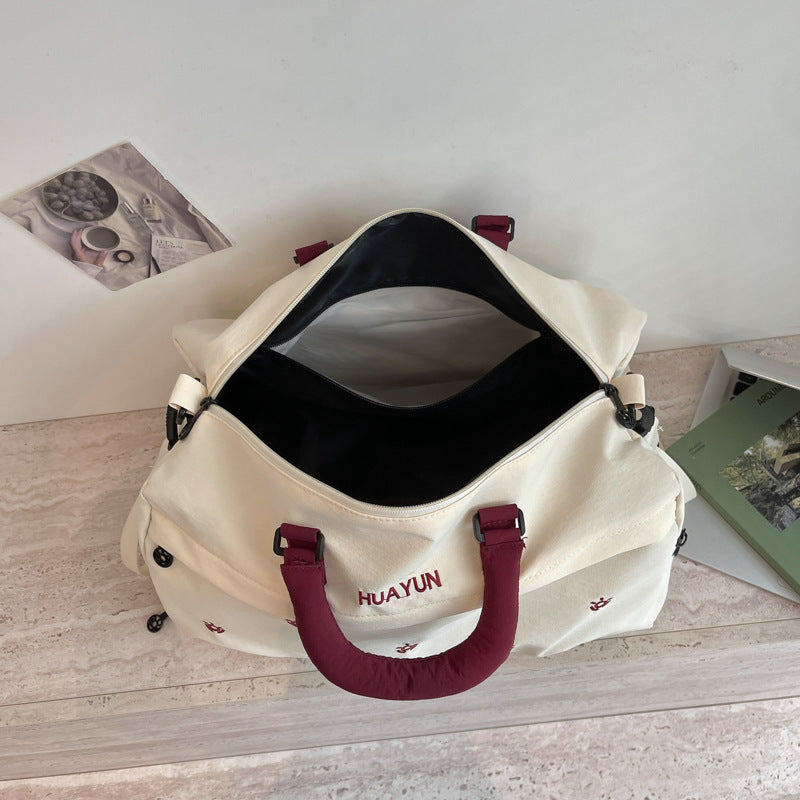 Sporty Multifunctional Duffel Bag With Adjustable Shoulder Strap And Sturdy Handles Bowlift