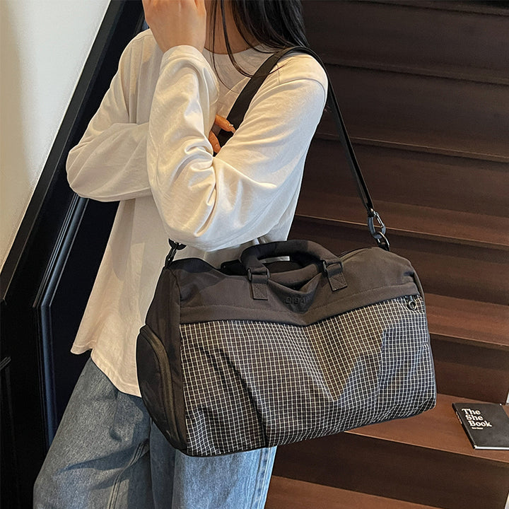 Versatile Sports And Travel Bag Bowlift