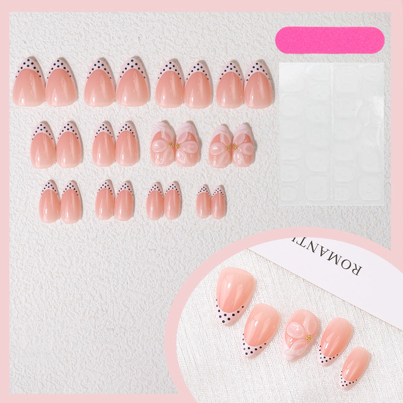 Stylish Press-On Nail Set Bowlift