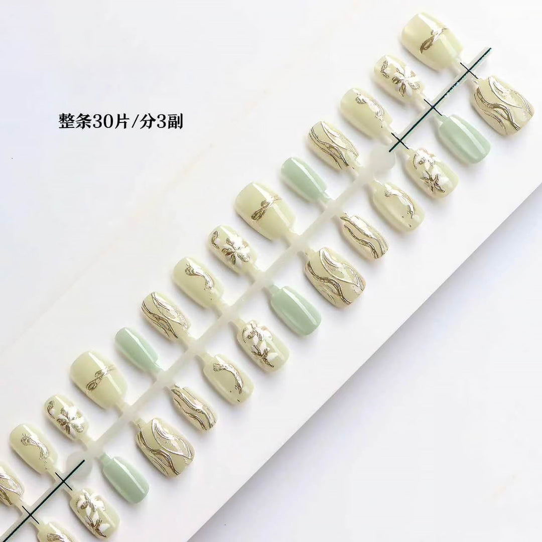 Elegant Decorative Press-On Nail Set Bowlift