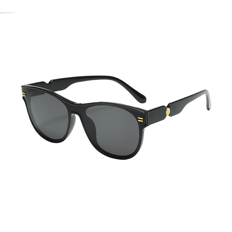 Women's fashionable sunglasses with unique frame Bowlift