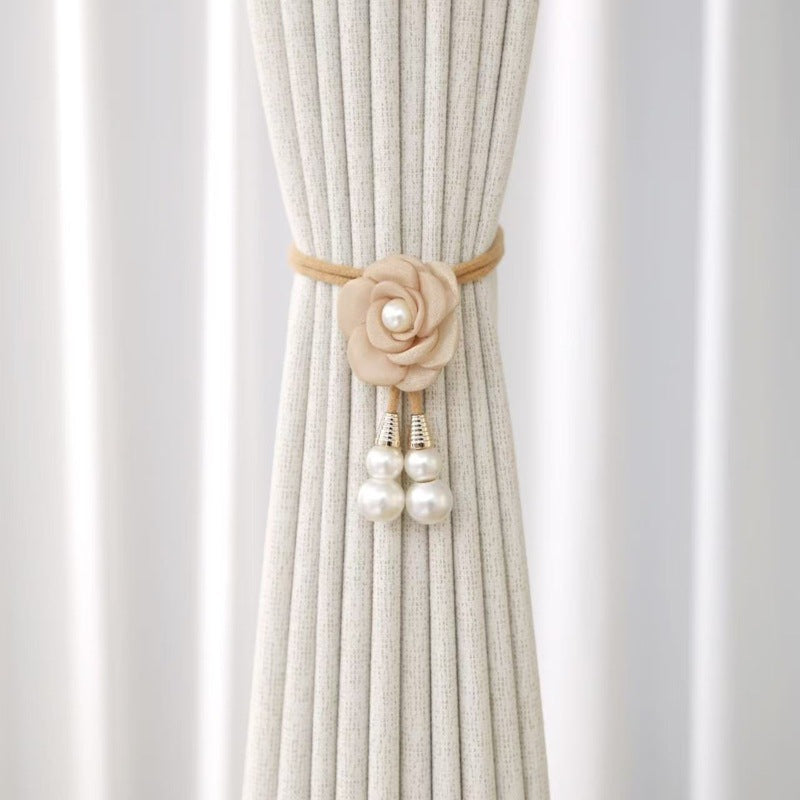 Decorative curtain holder Bowlift