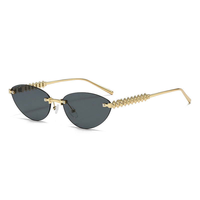 Women’s fashionable glasses with pointed accents Bowlift