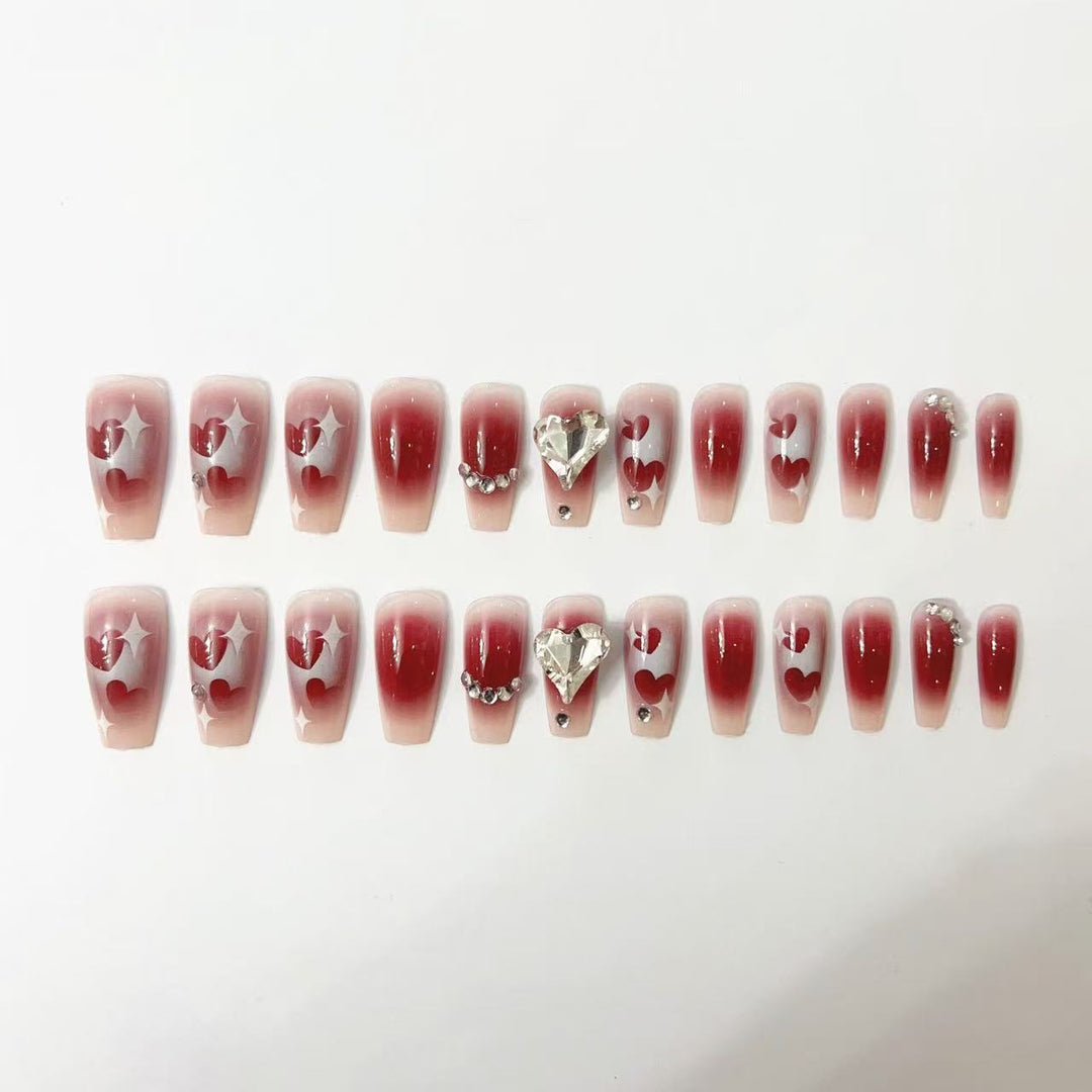 Artificial nails in romantic heart design Bowlift