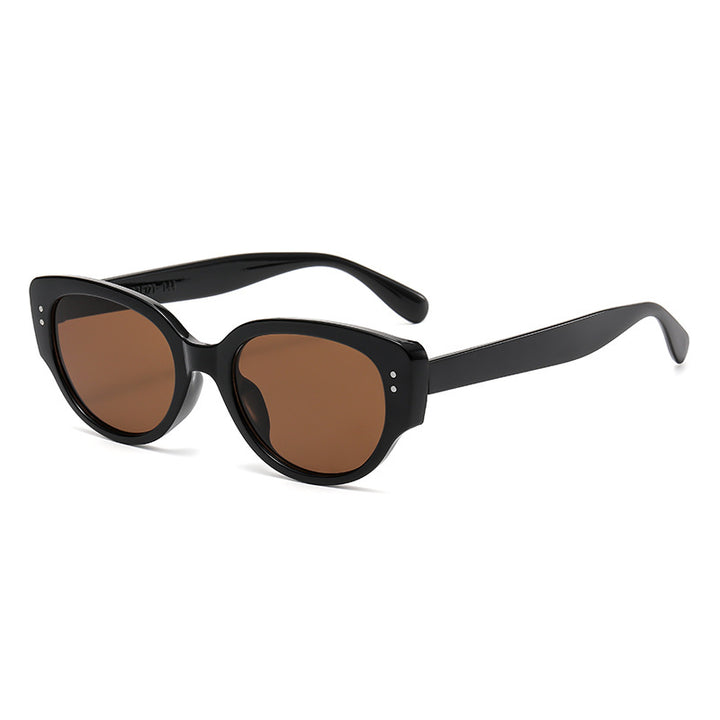 Ladies fashionable Cat-Eye glasses with trendy thick frame Bowlift