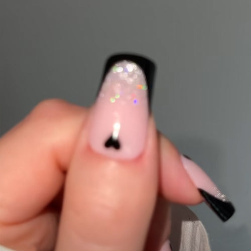 Decorative Press-On Nail Art Set with Glitter and Heart Accents Bowlift