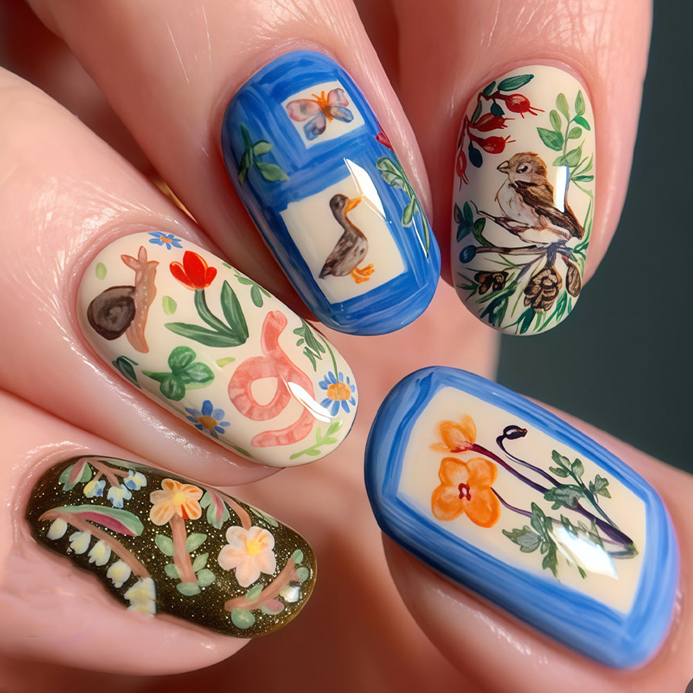 Seasonal Themed Press-On Nail Art Set Bowlift