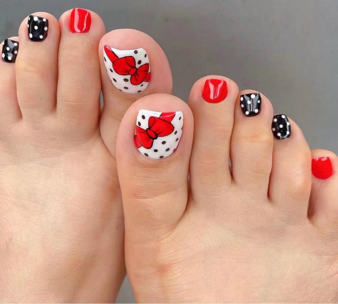 Artistic Toenail Design with Divine Butterfly Design Bowlift