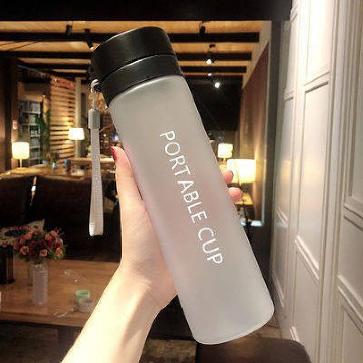 Ladies stylish glass drinking bottle Bowlift