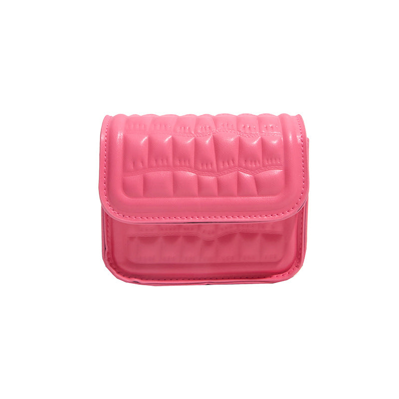 WoTextured Quilted Mini Crossbody Bag Bowlift