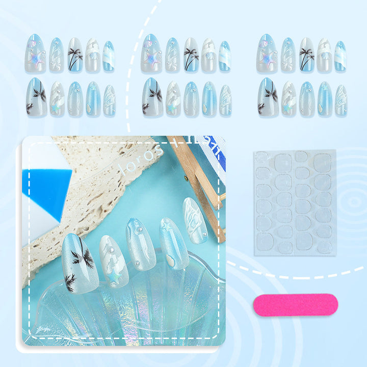 Beach-inspired art nails Bowlift