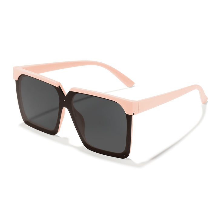 Women extravagantly designed sunglasses Bowlift