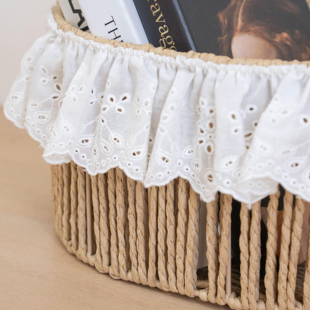 Charming storage basket with ruffle detail Bowlift