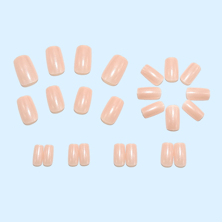 Gel-Nails In The Elegant French Style Bowlift