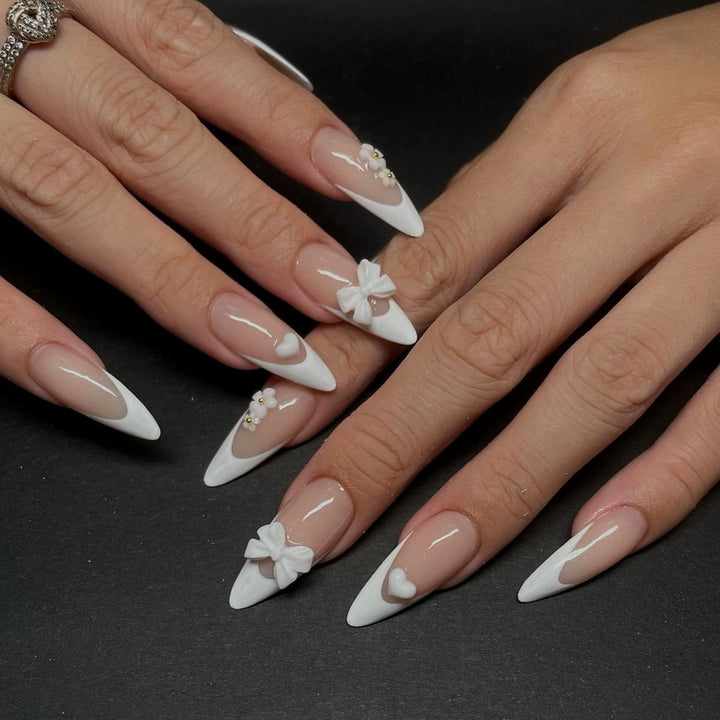 Elegant Nail Art Press-On Nails Bowlift