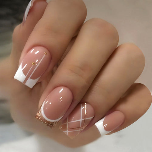 Elegant Nail Art Design Bowlift