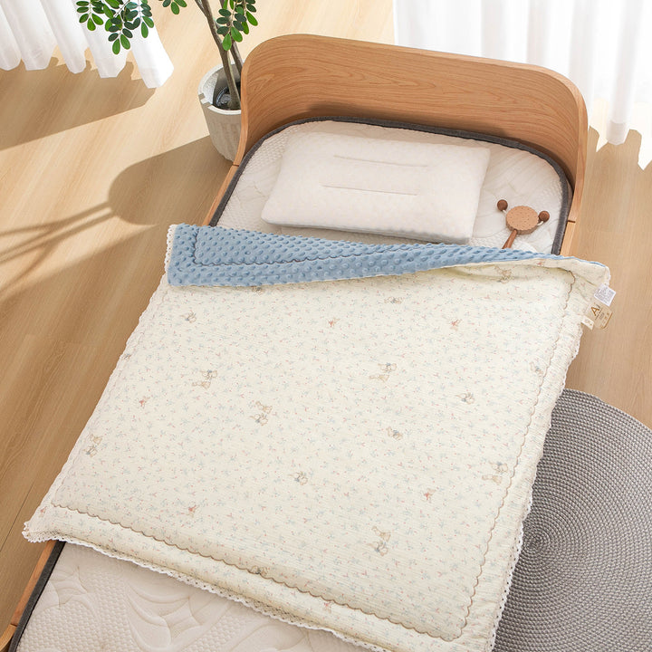 Women’s bedspread with high-quality floral design Bowlift