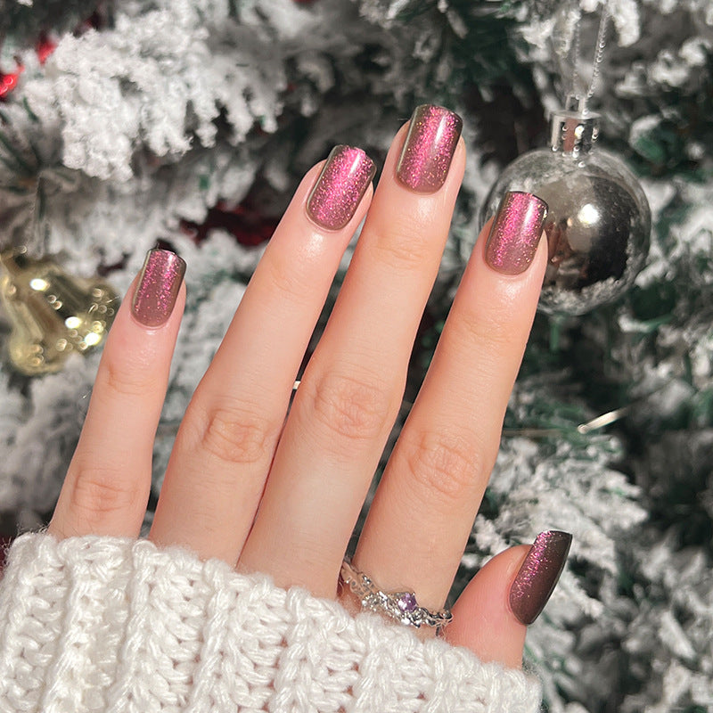 Glamorous nail art with glitter effect Bowlift