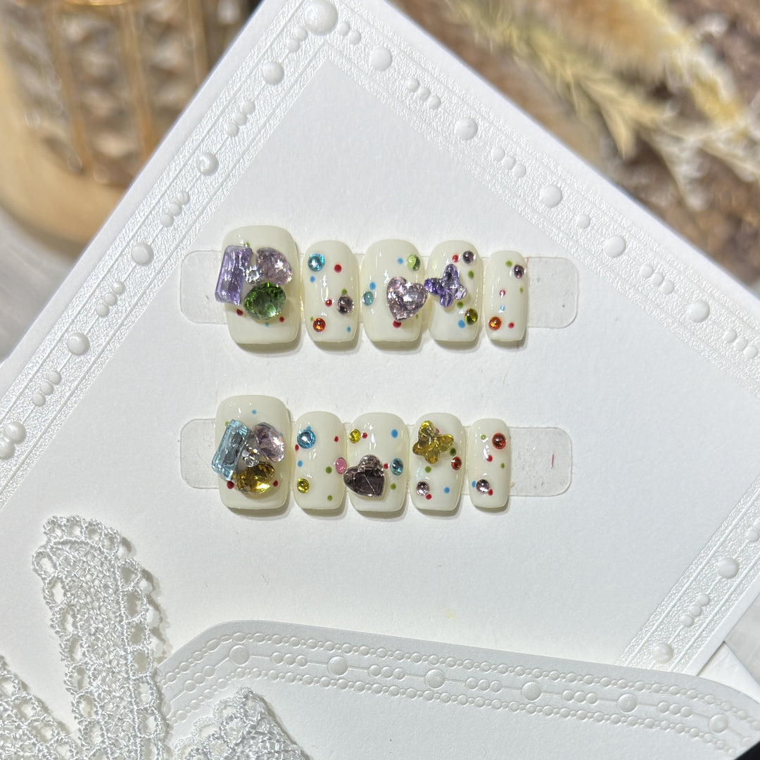 Decorative Press-On Nail Art Set with Colorful Gem Accents Bowlift