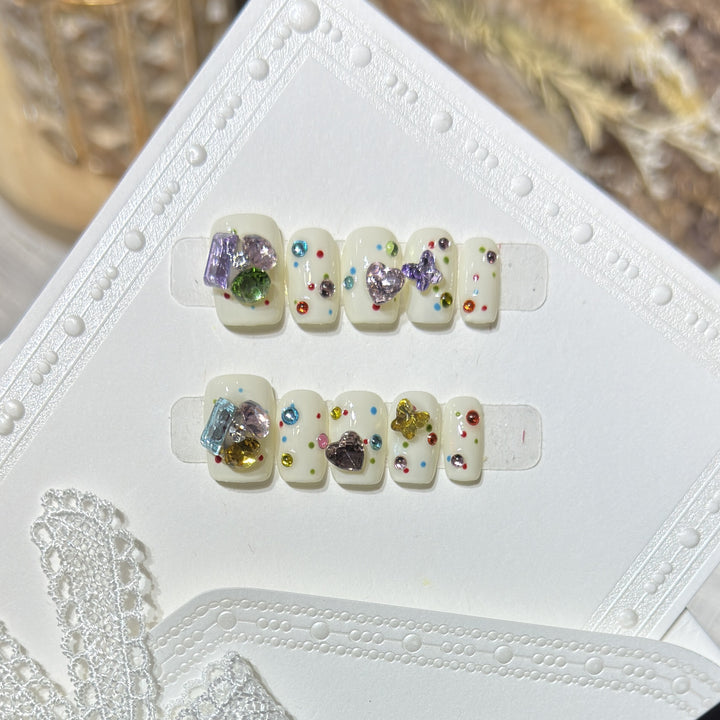 Decorative Press-On Nail Art Set with Colorful Gem Accents Bowlift
