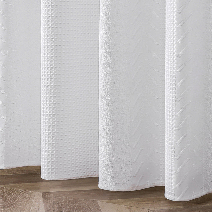 Textured Leaf Pattern Shower Curtain Bowlift